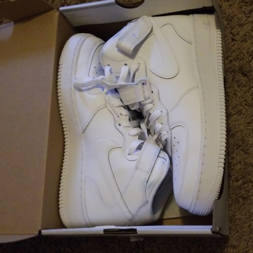 AF1 Mid  (GS)